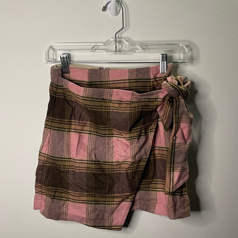Aritzia Wilfred Dorine Wool Pink Plaid Wrap-Front Skirt Winter Valentine’s Day